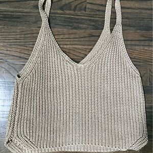Wishlist tan crochet crop top (SZ SM)